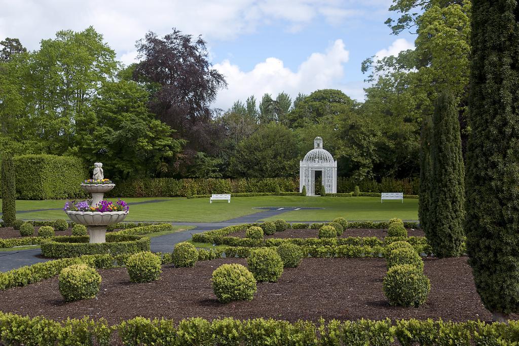 Finnstown Castle Hotel Лукан Екстер'єр фото
