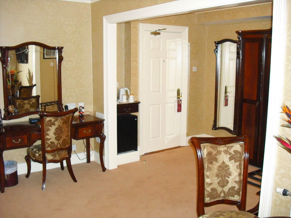 Finnstown Castle Hotel Лукан Екстер'єр фото